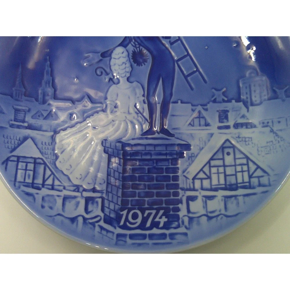 Desiree Denmark 1974 Mother Day Plate The Shepherdess and the Chimney Sweep Blue